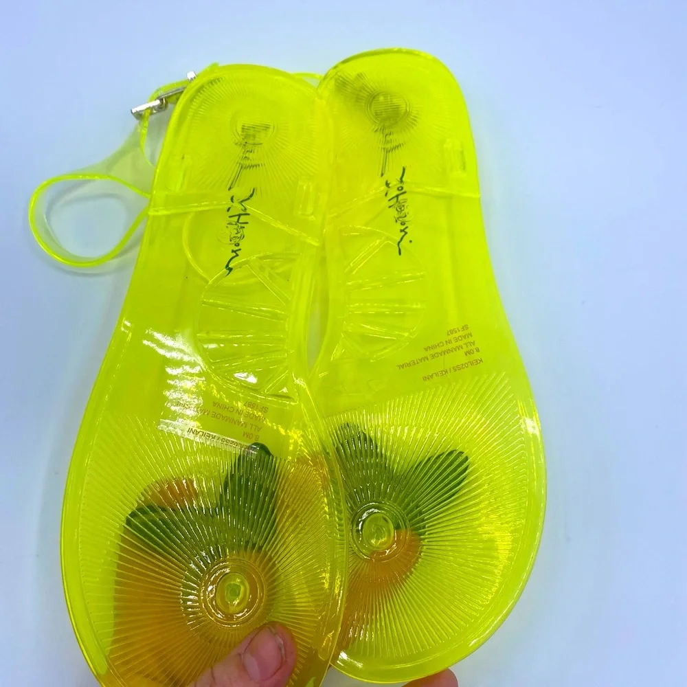Betsey Johnson Clear Yellow Keilani Butterfly Sequins Jelly Sandals NWOT 8,9,10 - Picture 13 of 13